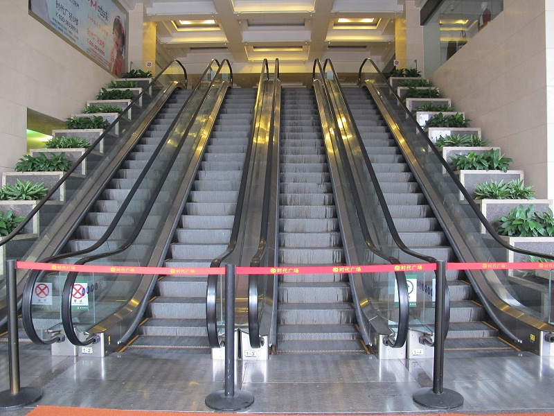 自动扶梯