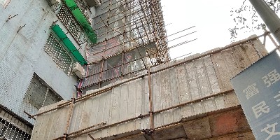 多部门献策，为加装电梯腾出宝贵的停车位！